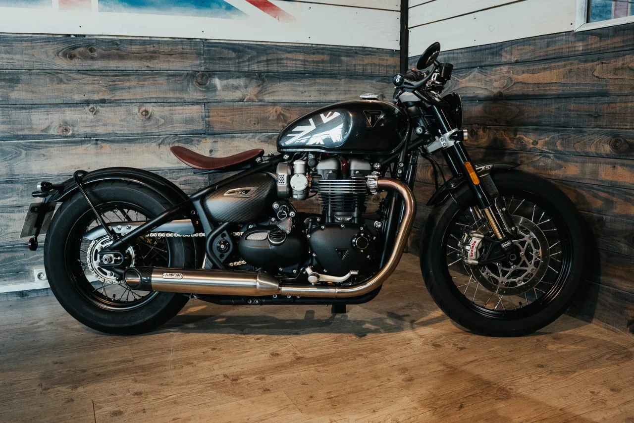 Triumph Bobber 1200 TFC 2020 - 800km - 1er main
